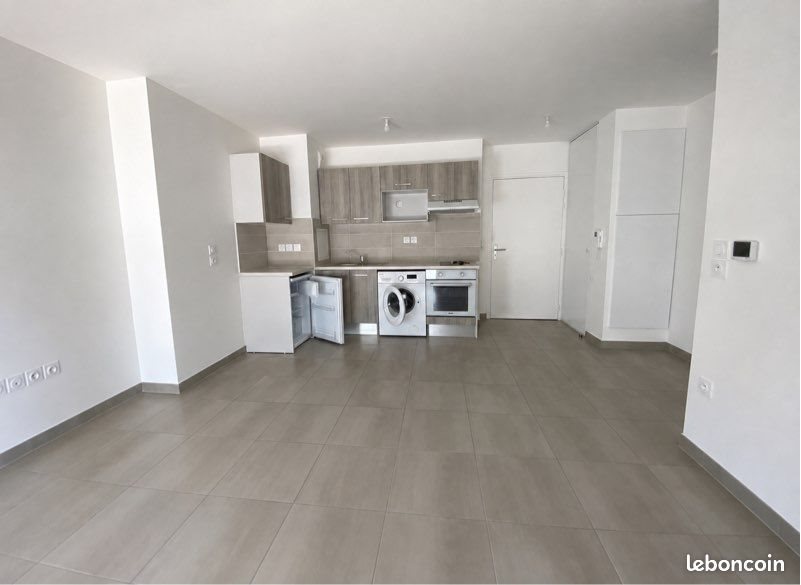 Appartement à louer, 42m², Lyon 8ème