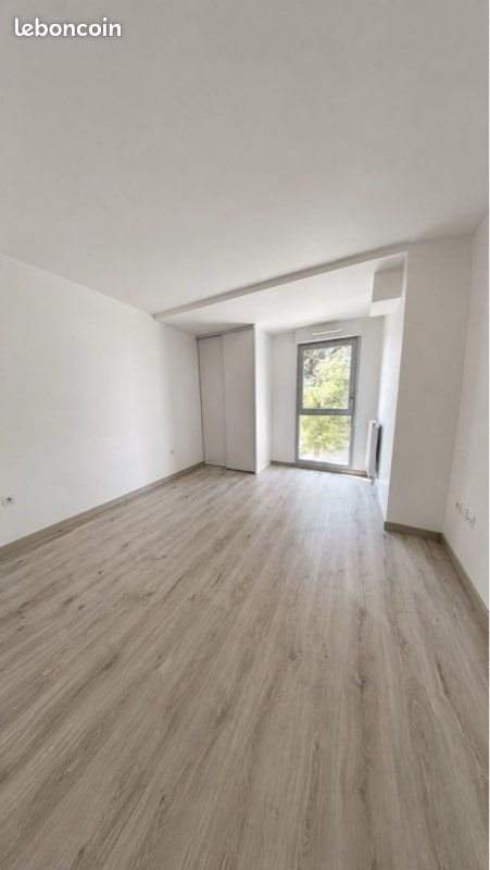 Appartement à louer, 42m², Lyon 8ème