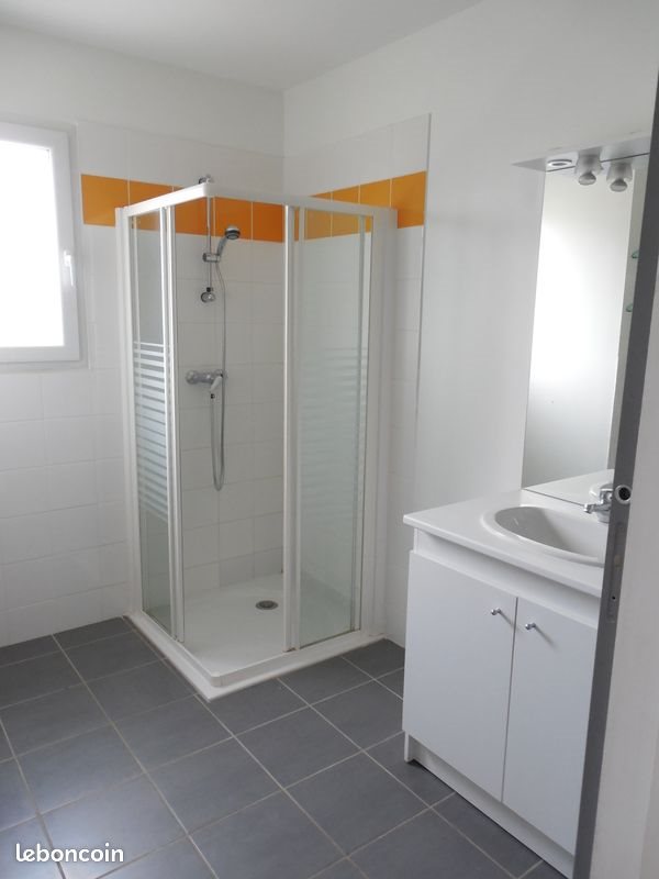 Appartement à louer, 72m², Saint-Gilles