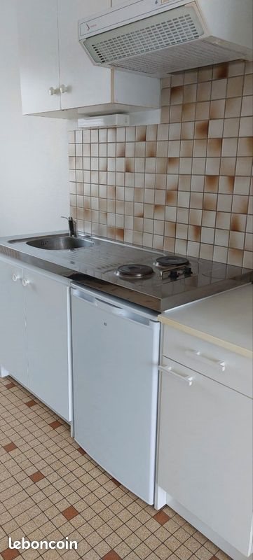 Appartement à louer, 30m², Niort