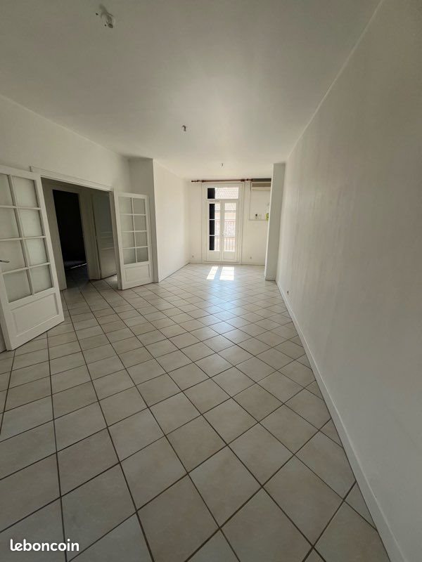 Appartement à louer, 68m², Béziers