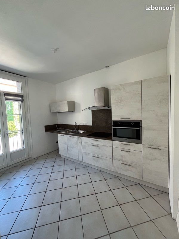 Appartement à louer, 68m², Béziers