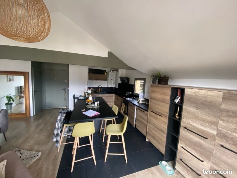 Appartement à louer, 70m², Meythet
