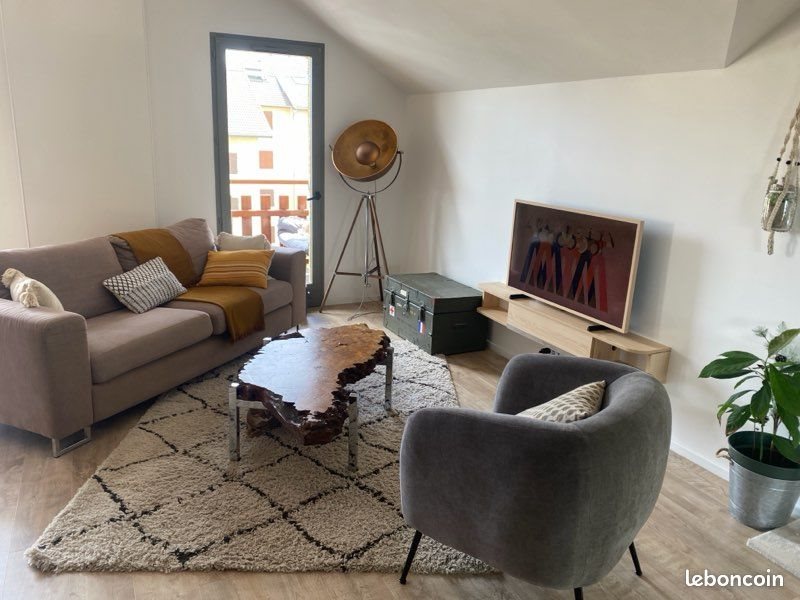 Appartement à louer, 70m², Meythet