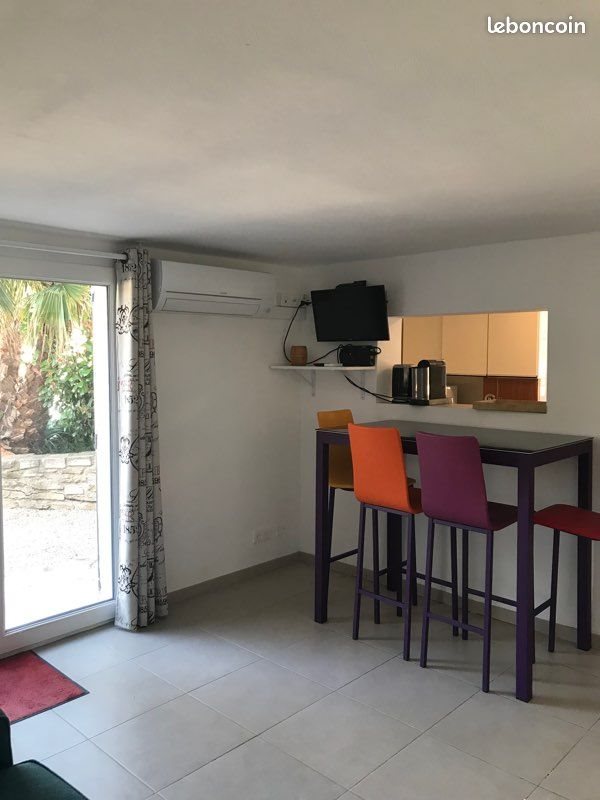 Appartement à louer, 27m², La Cadière-d'Azur