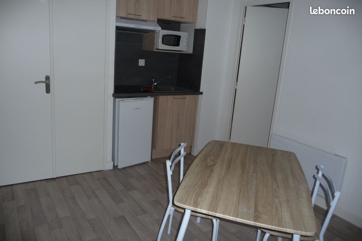 Appartement à louer, 20m², Aurillac