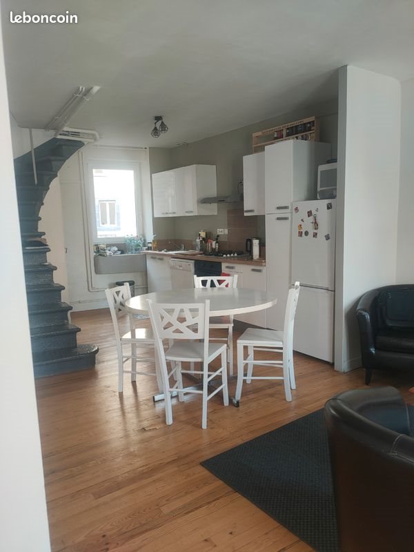Maison à louer, 82m², Volvic