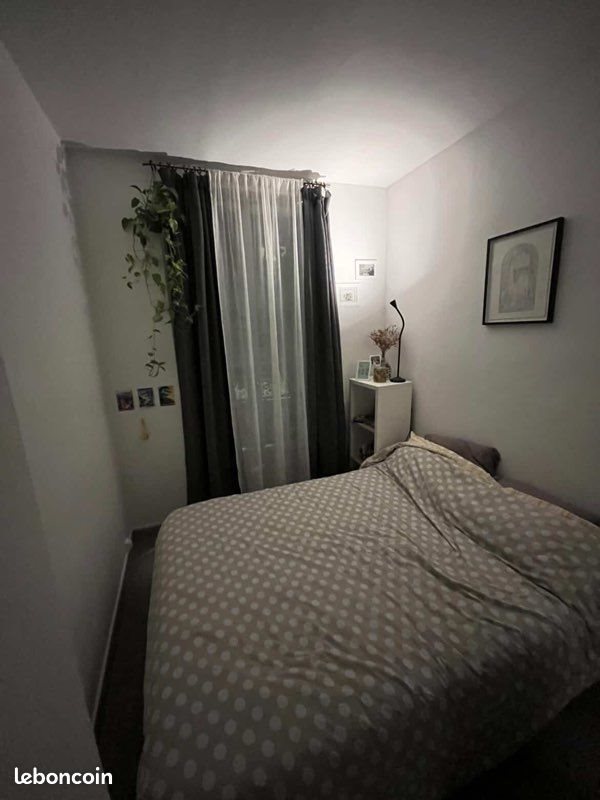 Appartement à louer, 25m², Paris 18ème