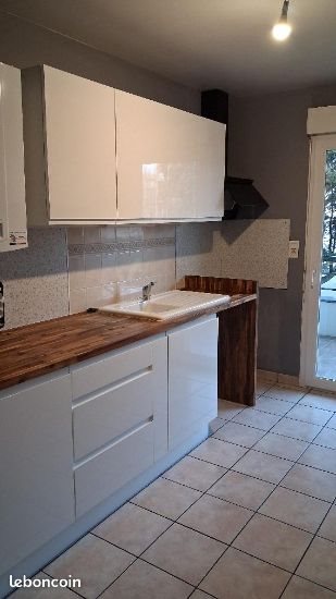 Appartement à louer, 84m², Guilherand-Granges