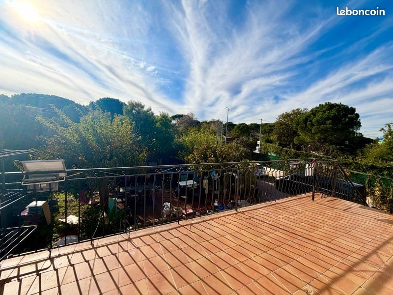 Maison à louer, 75m², Le Muy