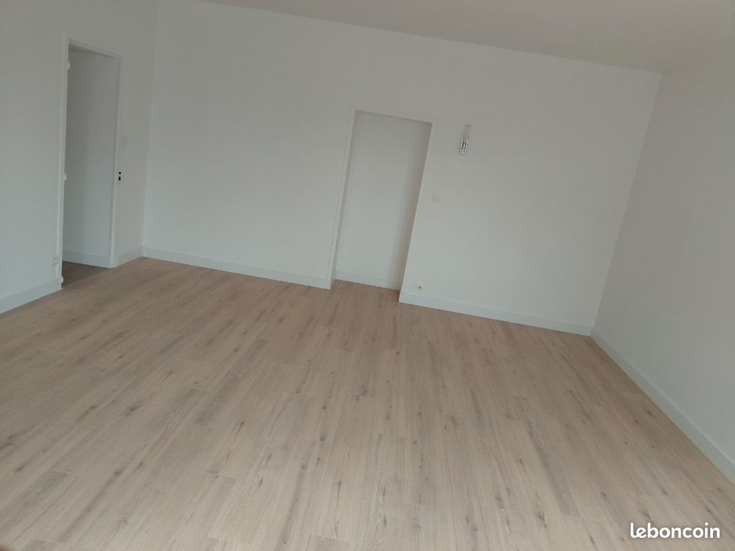 Maison à louer, 102m², Saint-Philbert-de-Grand-Lieu