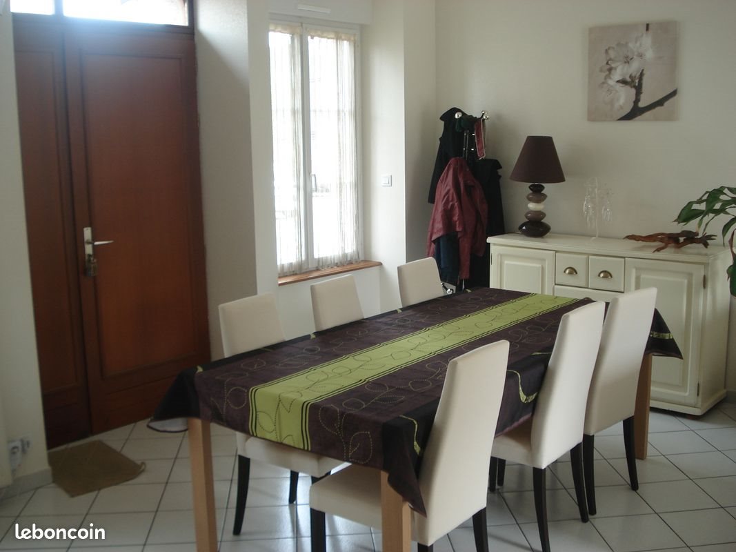 Maison à louer, 100m², Mézières-sur-Couesnon