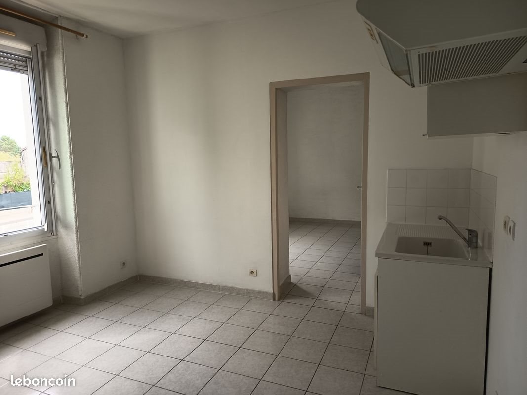 Appartement à louer, 26m², La Calmette