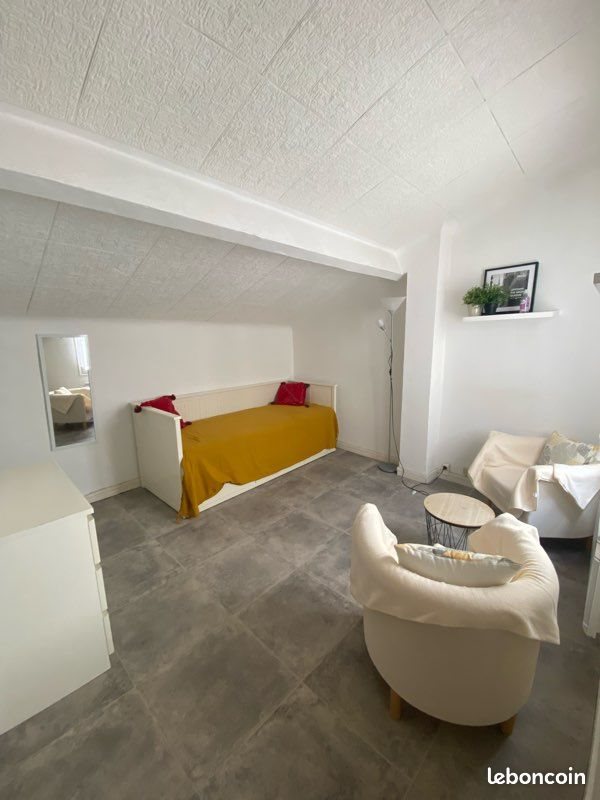 Appartement à louer, 27m², Toulon