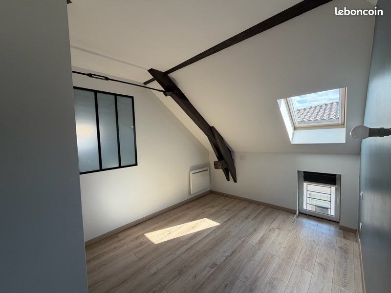 Appartement à louer, 44m², Saint-Sulpice-la-Pointe