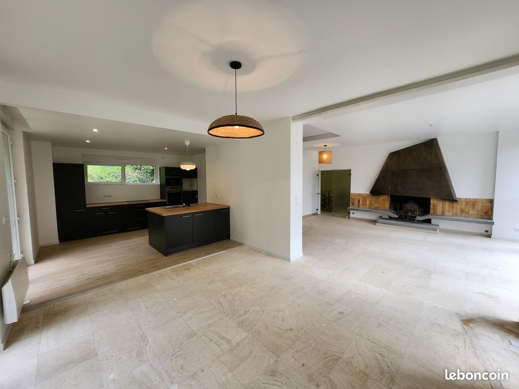 Appartement à louer, 240m², Orchamps