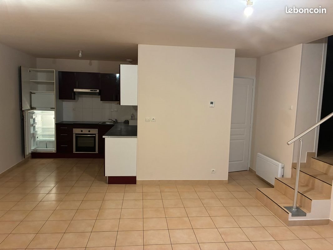 Appartement à louer, 70m², Brain-sur-Allonnes