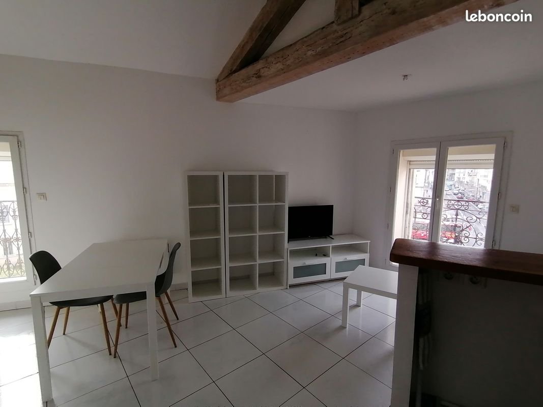 Appartement à louer, 28m², Béziers