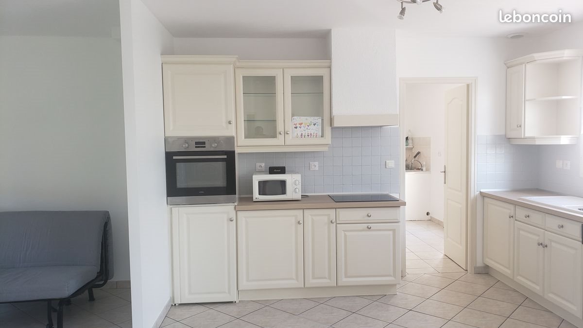 Maison à louer, 87m², Palluau