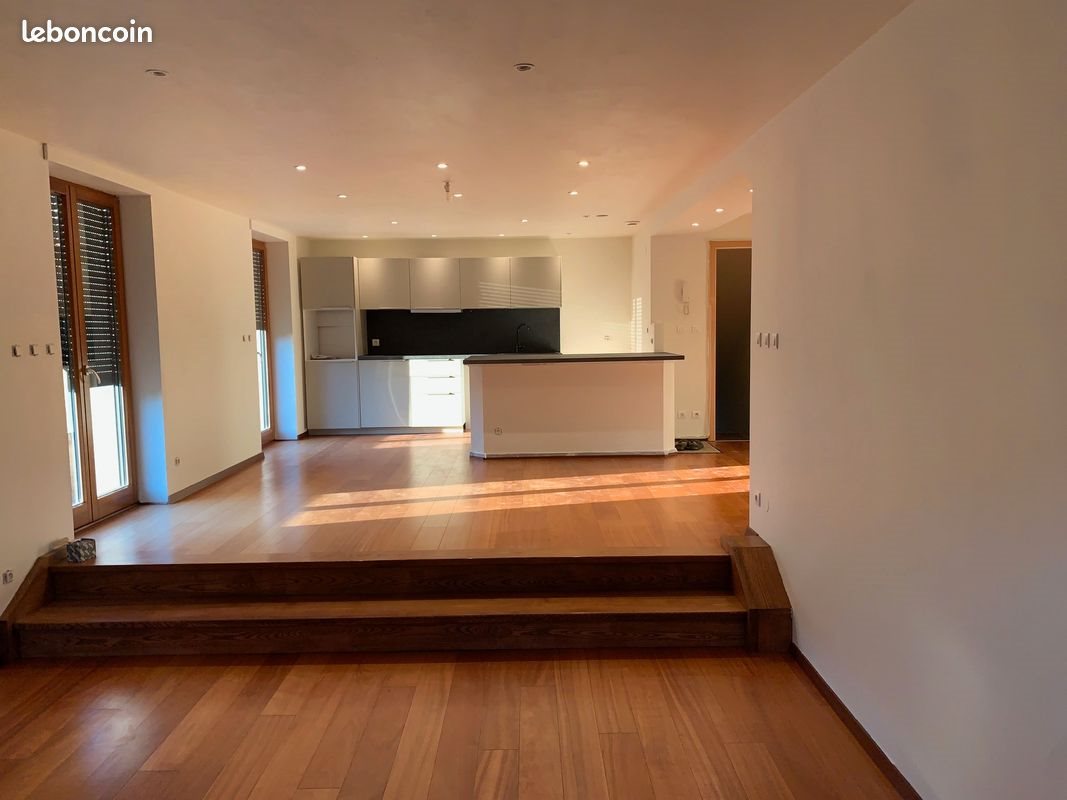 Appartement à louer, 80m², Guémar