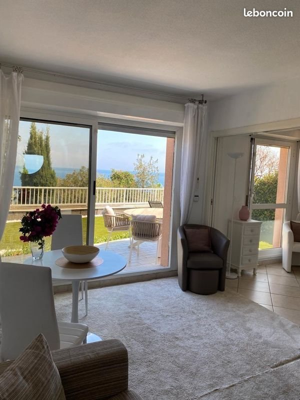 Appartement à louer, 37m², Roquebrune-Cap-Martin