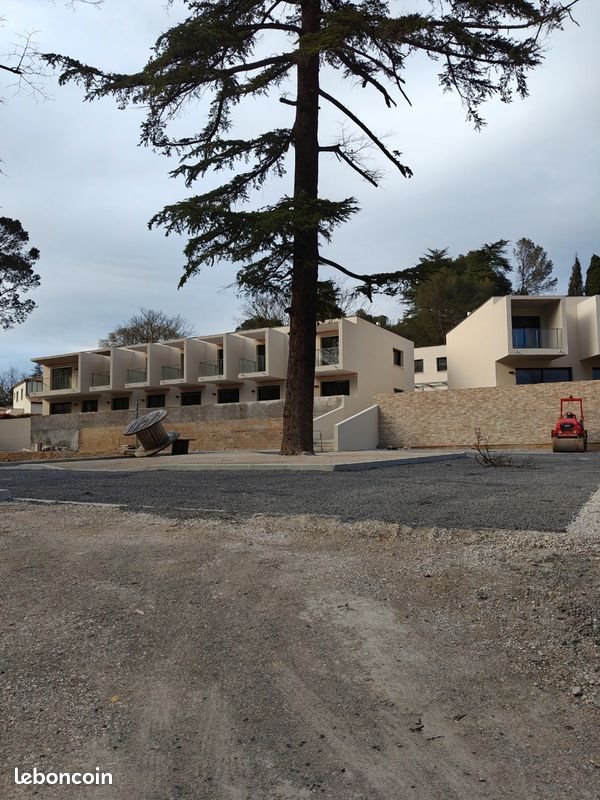 Appartement à louer, 27m², Nîmes