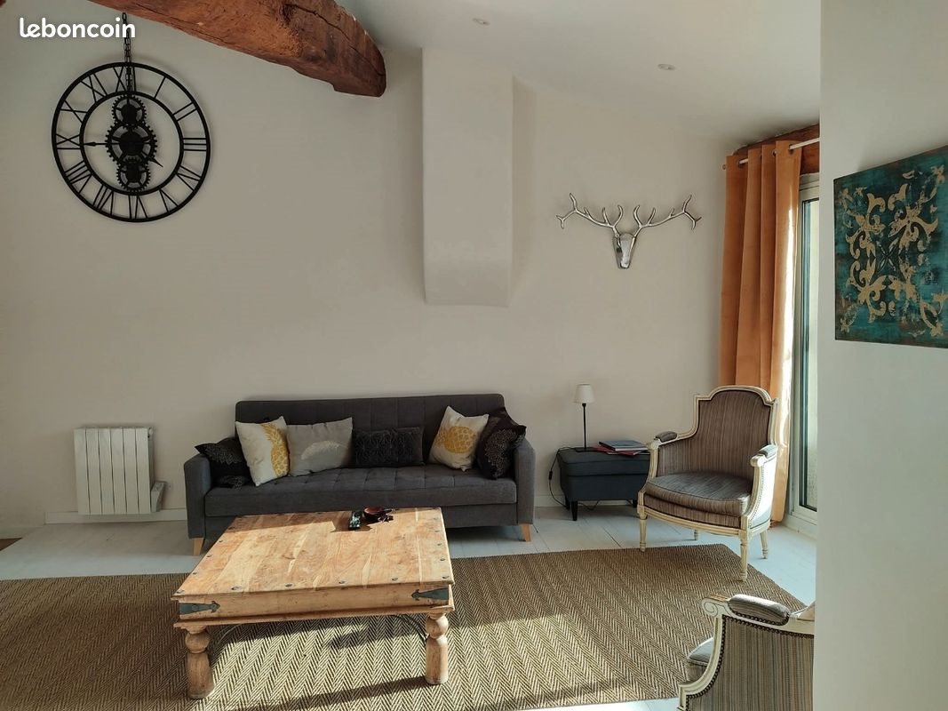 Appartement à louer, 70m², Roquevaire