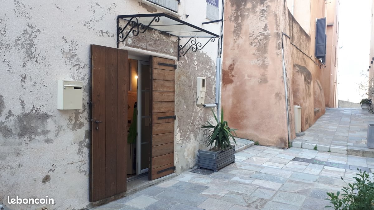 Appartement à louer, 23m², Bastia