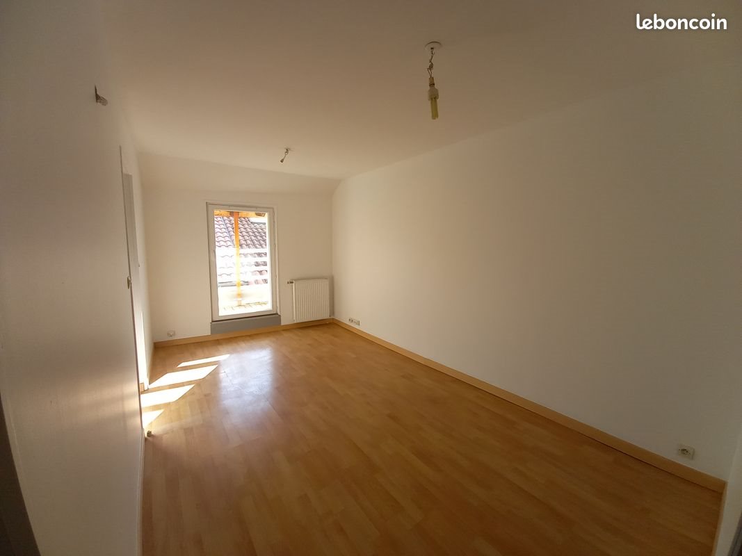 Appartement à louer, 43m², La Côte-Saint-André
