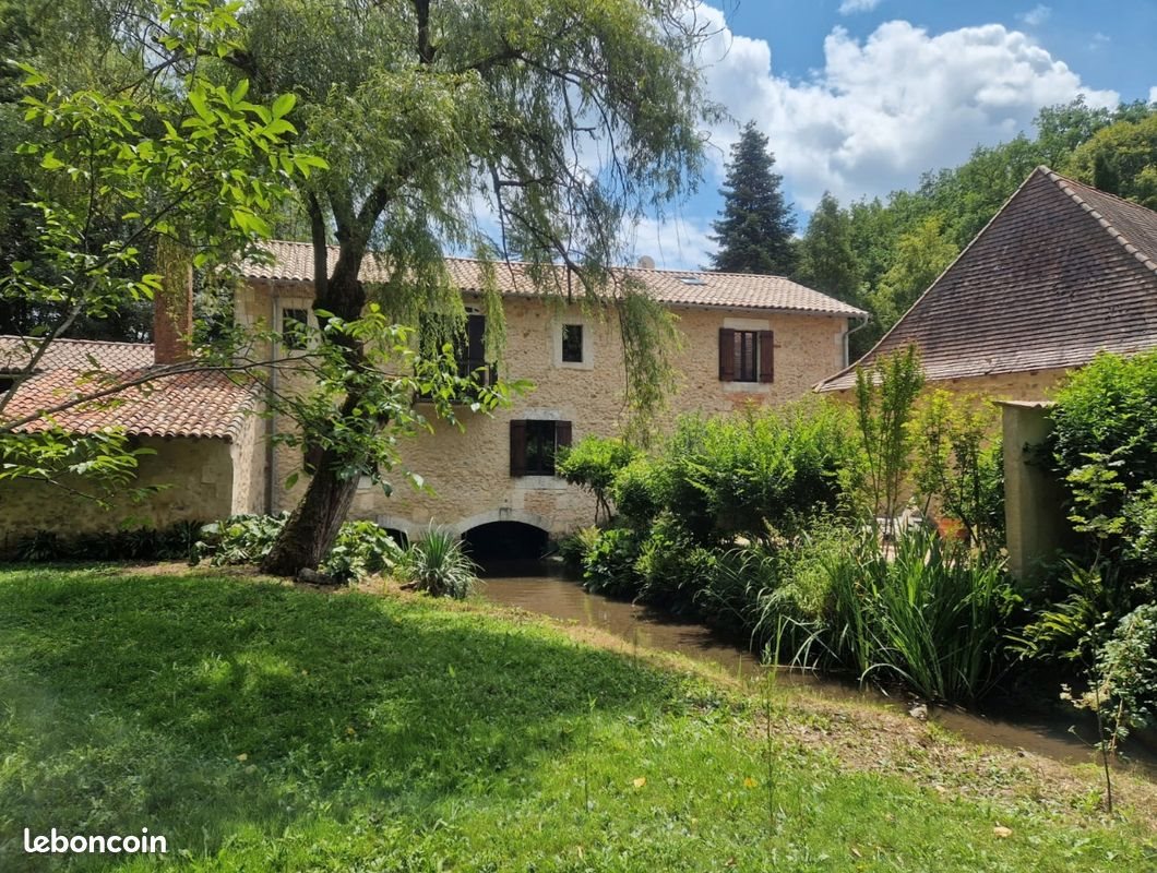 Maison à vendre, 220m², Mussidan