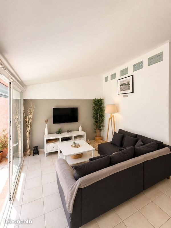 Maison à louer, 60m², Salernes