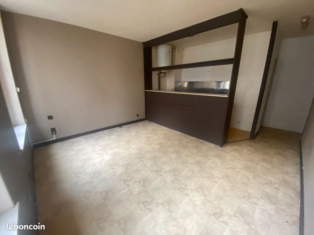Appartement à louer, 28m², Charleville-Mézières