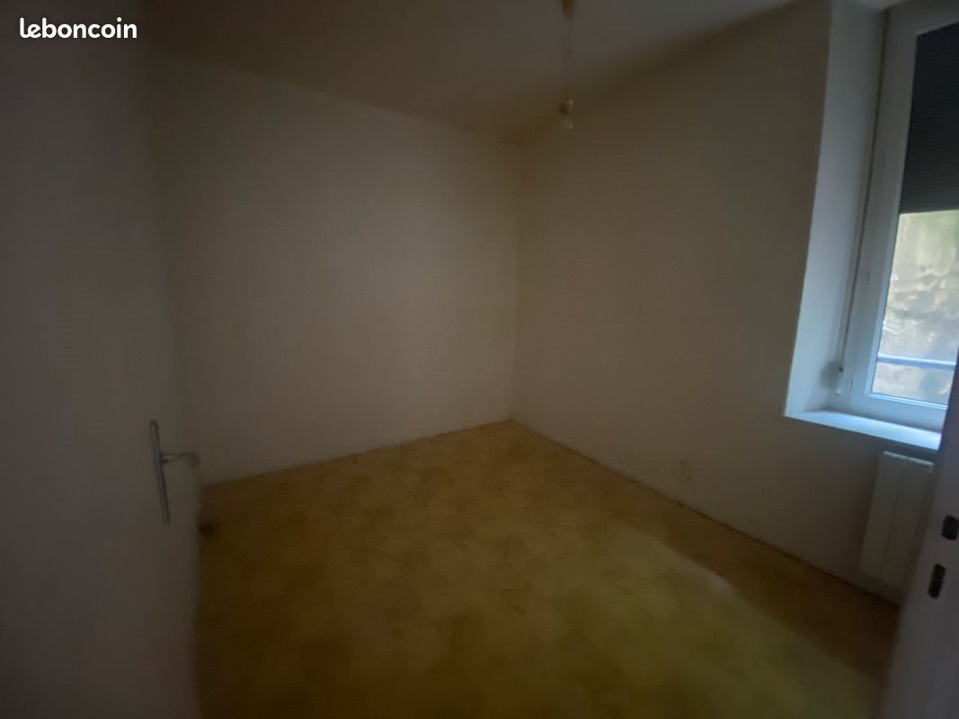 Appartement à louer, 28m², Charleville-Mézières