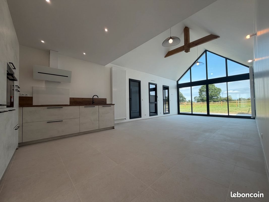 Maison à louer, 94m², Cerisy-la-Forêt