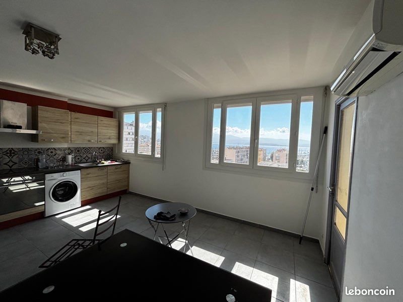 Appartement à louer, 57m², Ajaccio