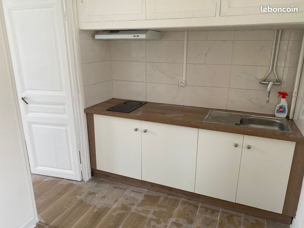 Appartement à louer, 40m², Marseille 10ème