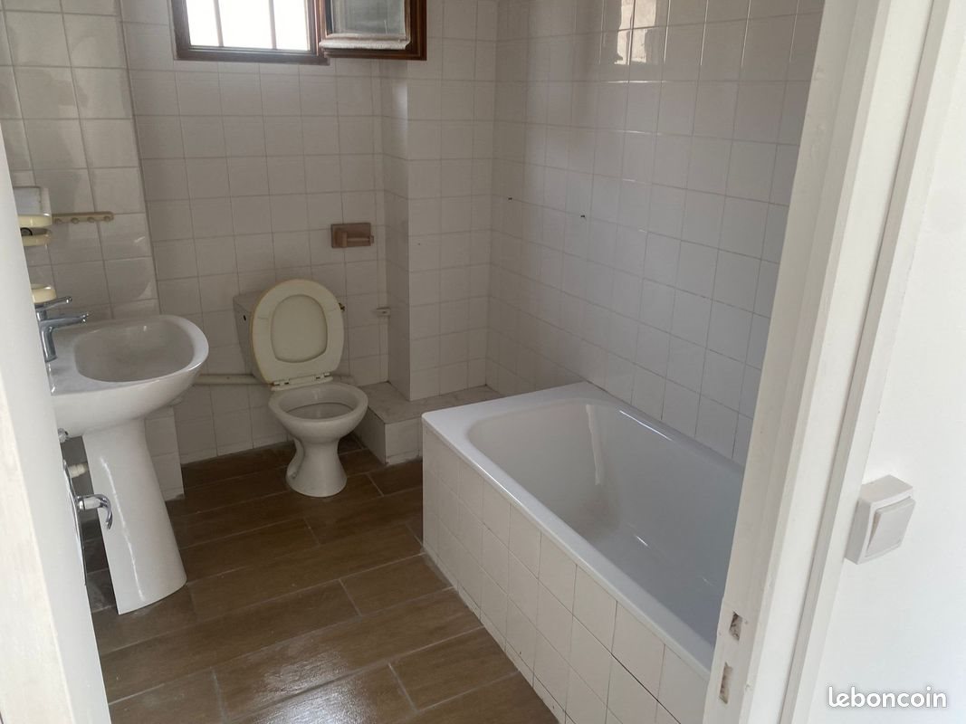 Appartement à louer, 40m², Marseille 10ème