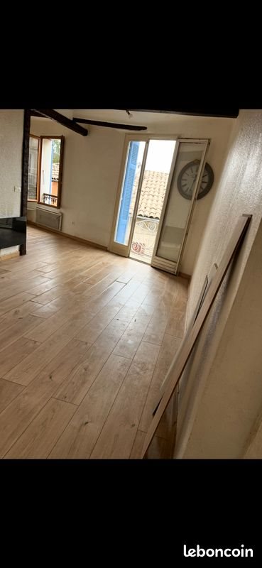 Maison à louer, 75m², Volonne