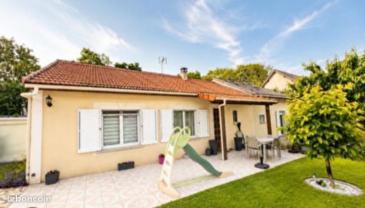 Maison à louer, 60m², Pont-Saint-Esprit