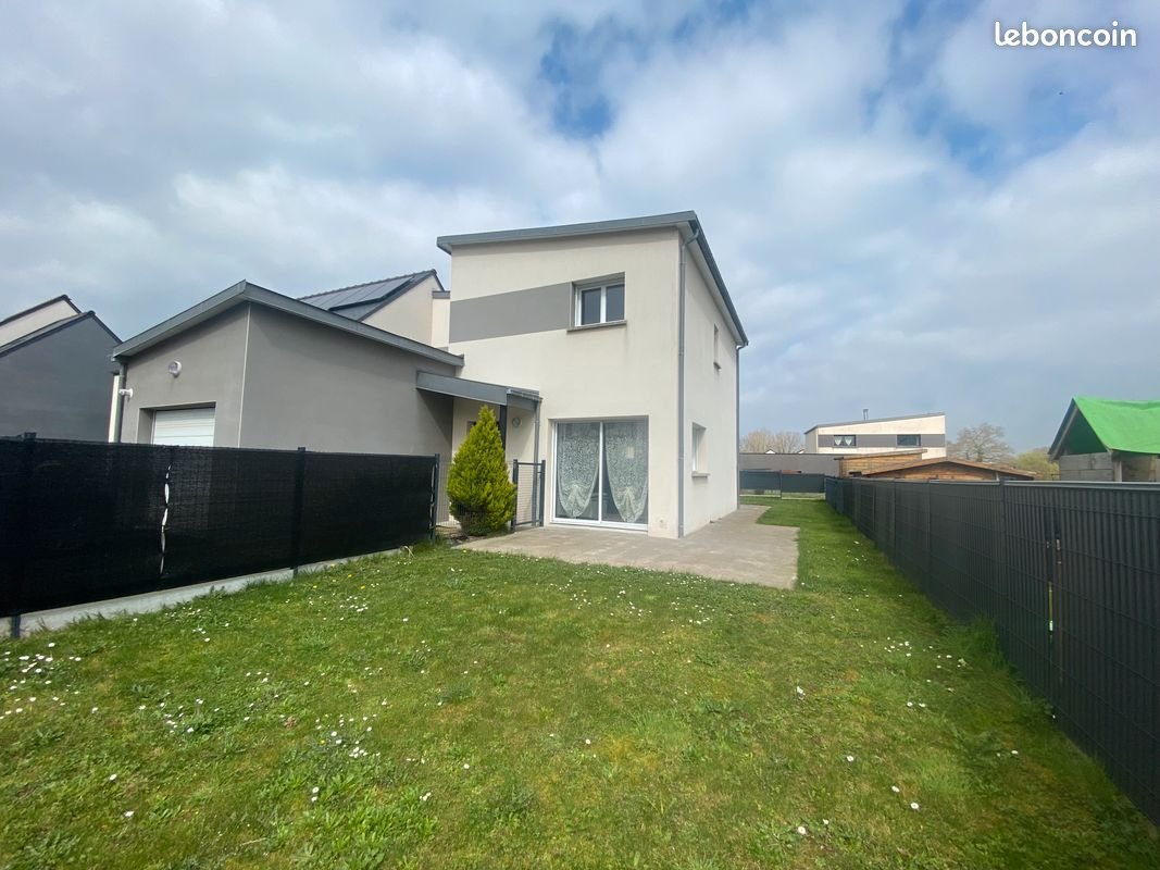 Maison à louer, 106m², Bédée