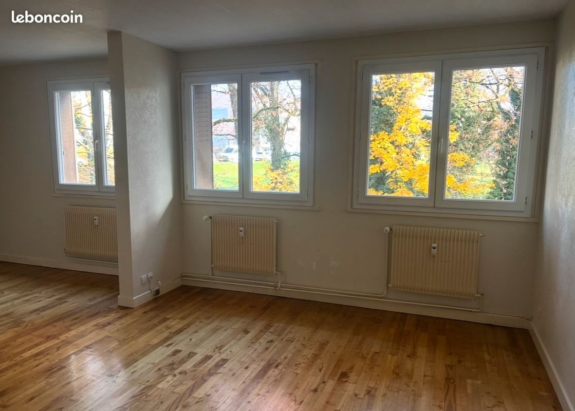 Appartement à louer, 70m², Feurs