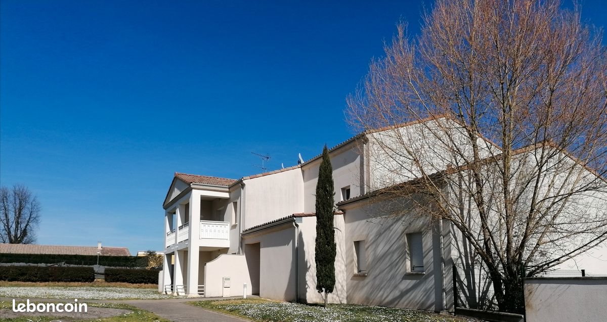 Appartement à louer, 35m², Saint-Quentin-de-Baron