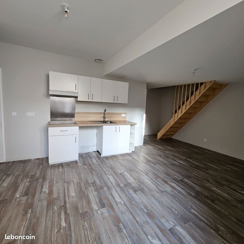 Appartement à louer, 62m², Pontgibaud
