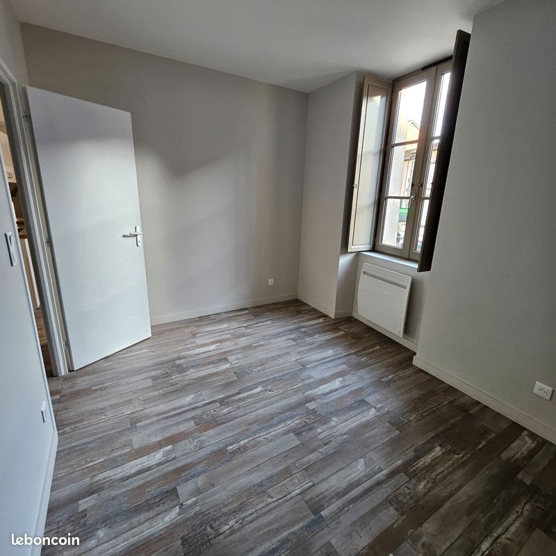 Appartement à louer, 62m², Pontgibaud