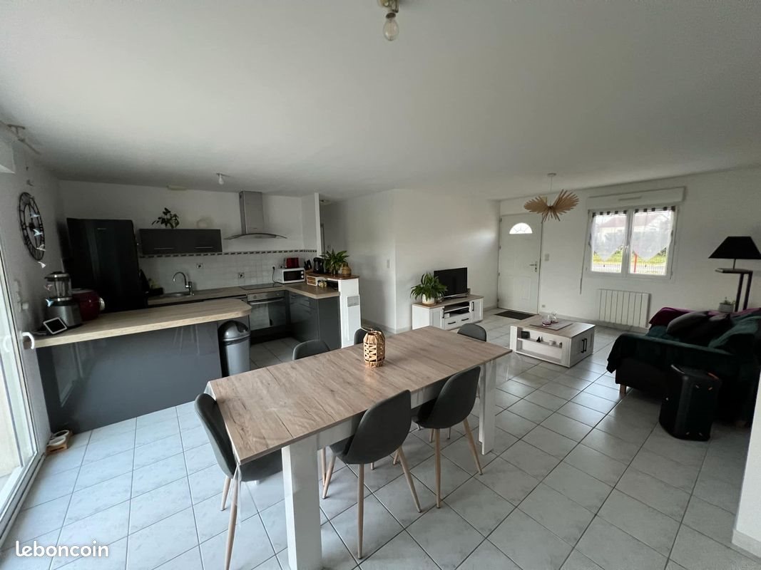 Maison à louer, 85m², Brou