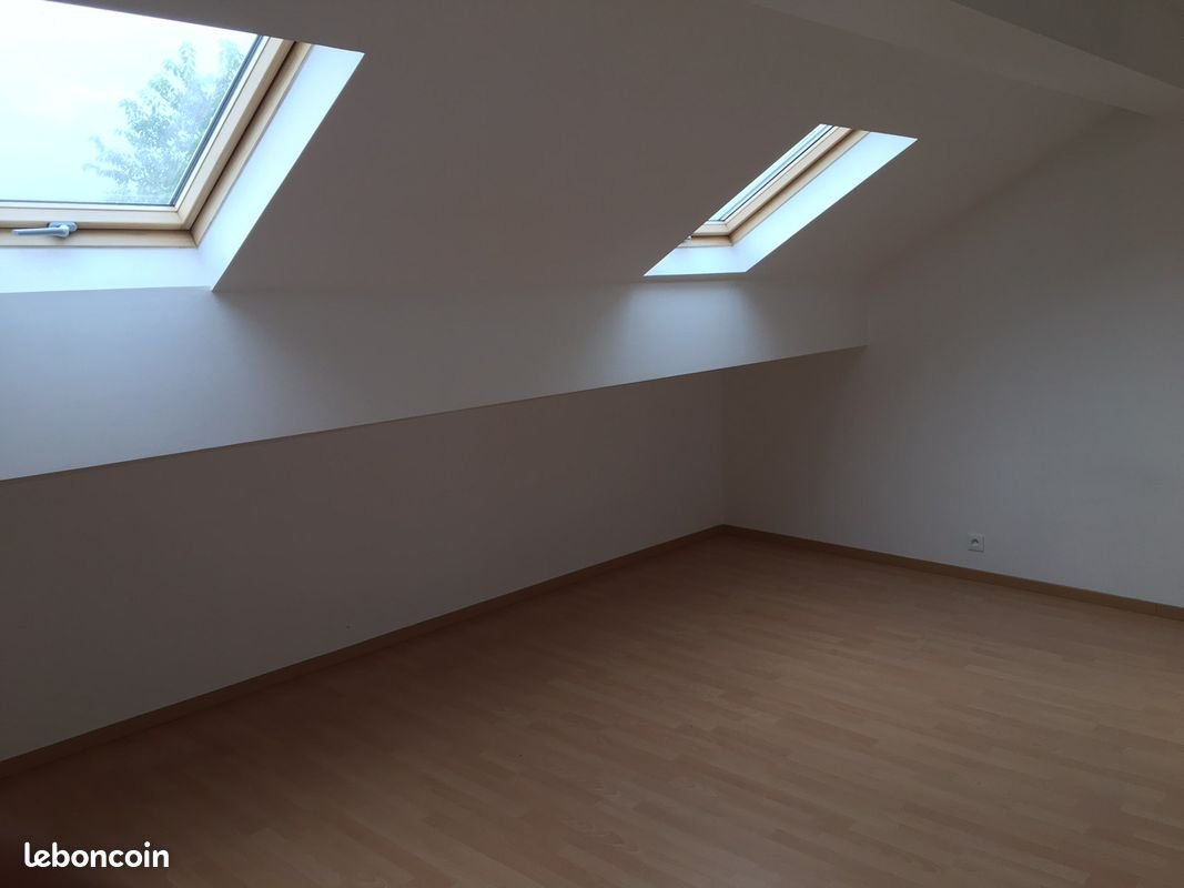 Maison à louer, 165m², Vendresse