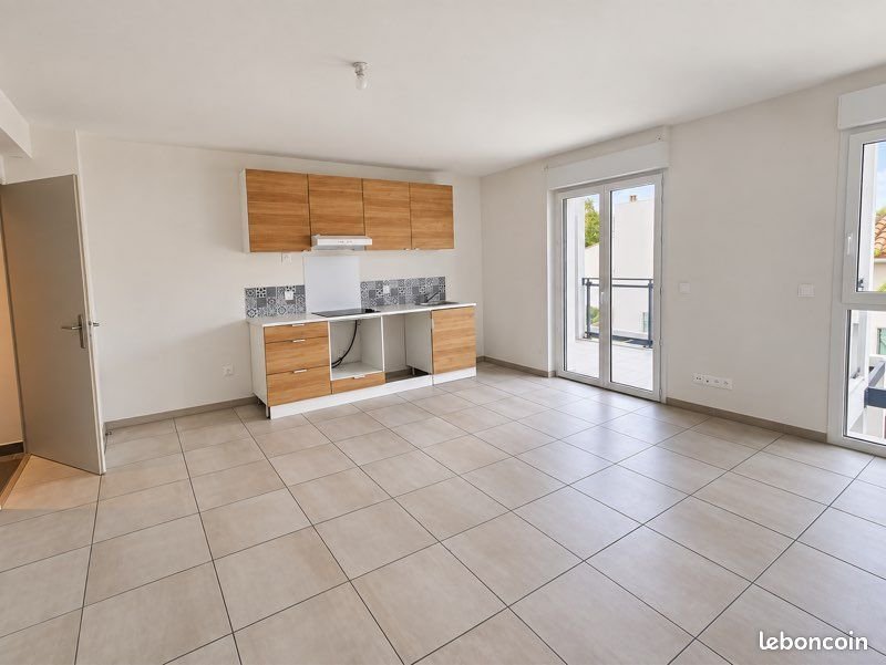 Appartement à louer, 40m², Puget-sur-Argens