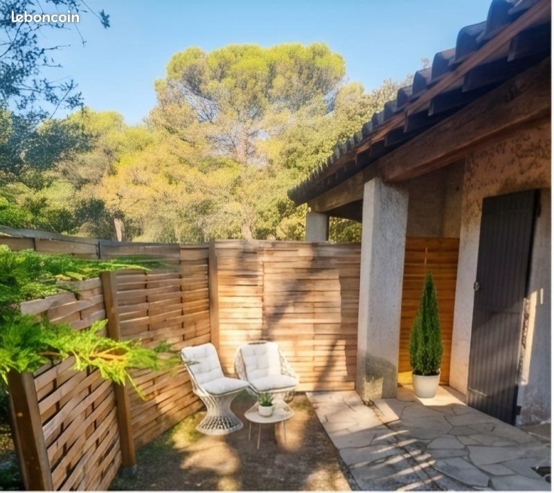 Appartement à louer, 25m², Lambesc