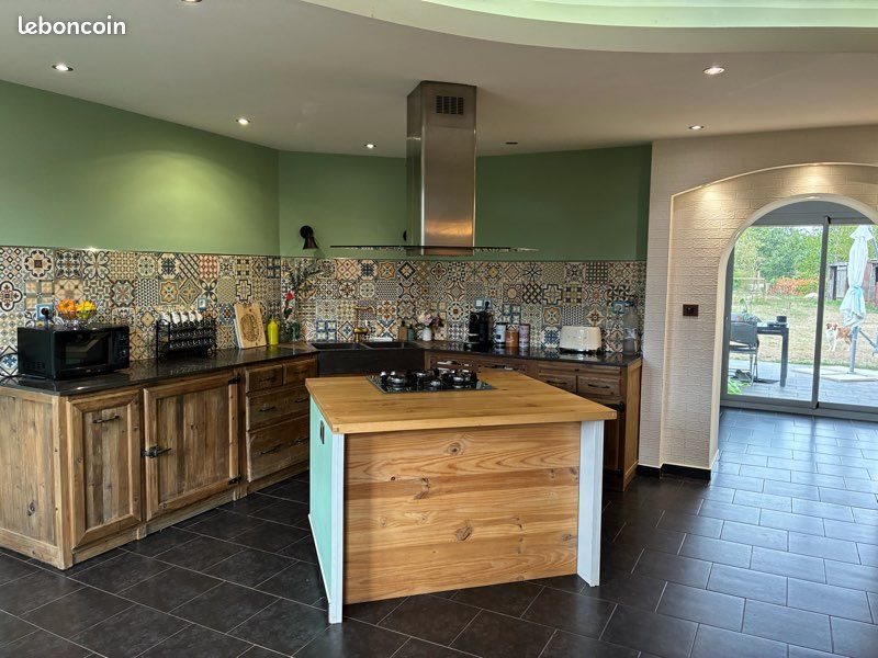 Maison à vendre, 130m², Voivres-lès-le-Mans