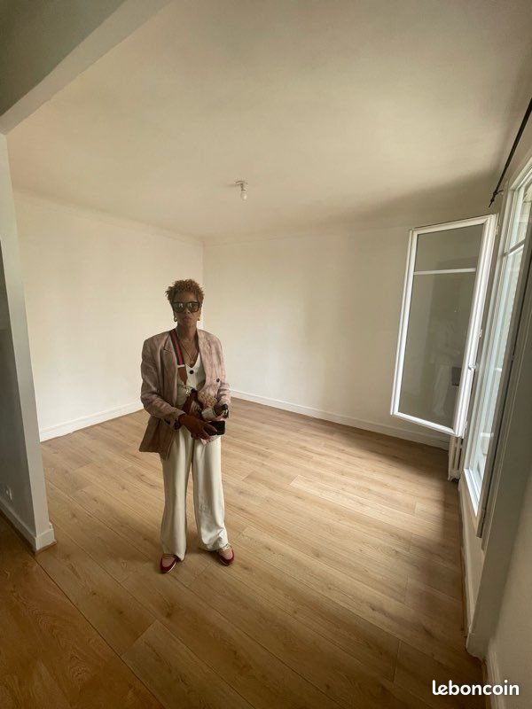 Appartement à louer, 23m², Courbevoie
